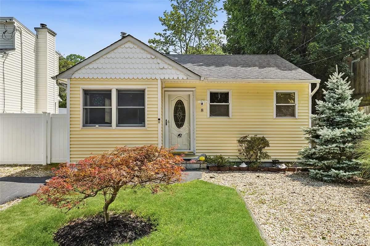 8 Dogwood Road, Rocky Point, NY 11778 - Image #1