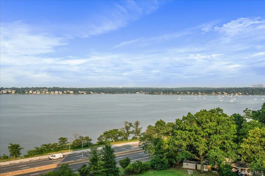 17-85 215th Street #9L, Bayside, NY 11360 - Image #3