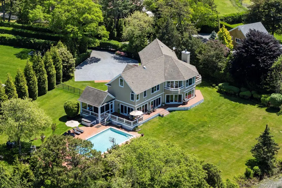 5 Woodcock Lane, Remsenburg, NY 11960 - Image #2