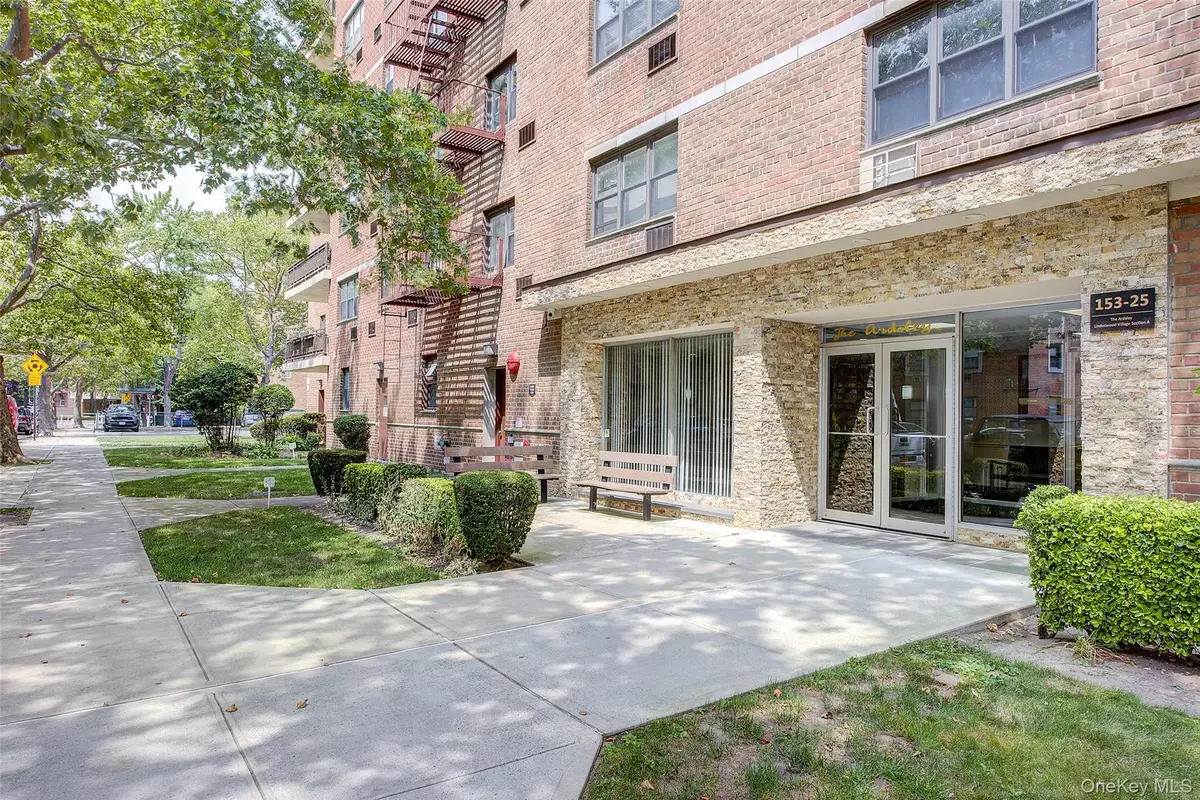 153-25 88th Street #2J, Howard Beach, NY 11414 - Image #1