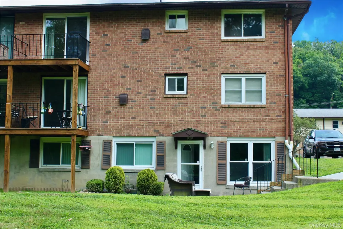 909 Parr Meadow Drive #9I, Newburgh, NY 12550 - Image #1