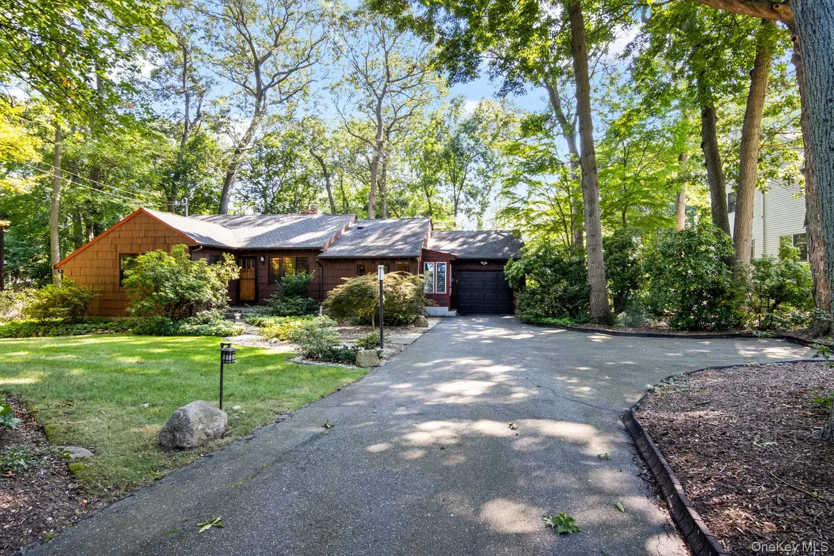 20 Huyler Road, Setauket, NY 11733 - Image #1