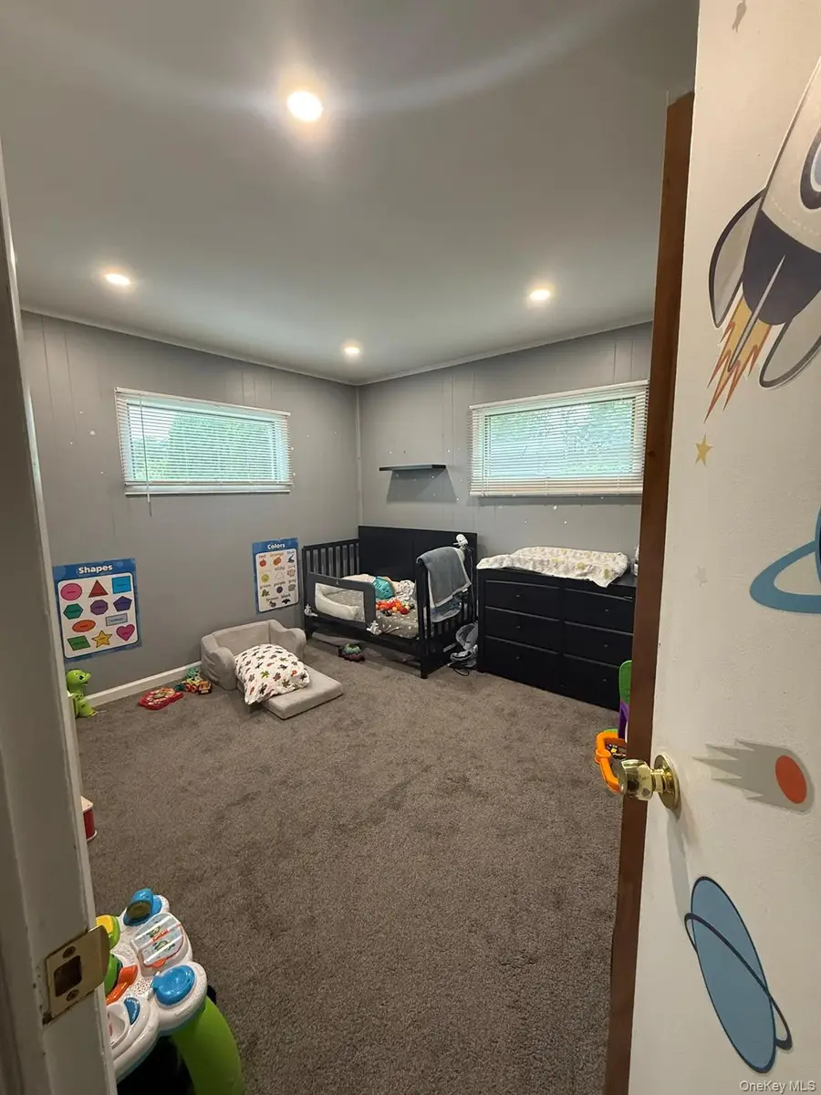 18 21st Avenue, Bay Shore, NY 11706 - Image #2