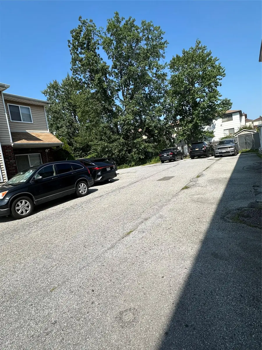 1 Patty Court, Staten Island, NY 10312 - Image #3