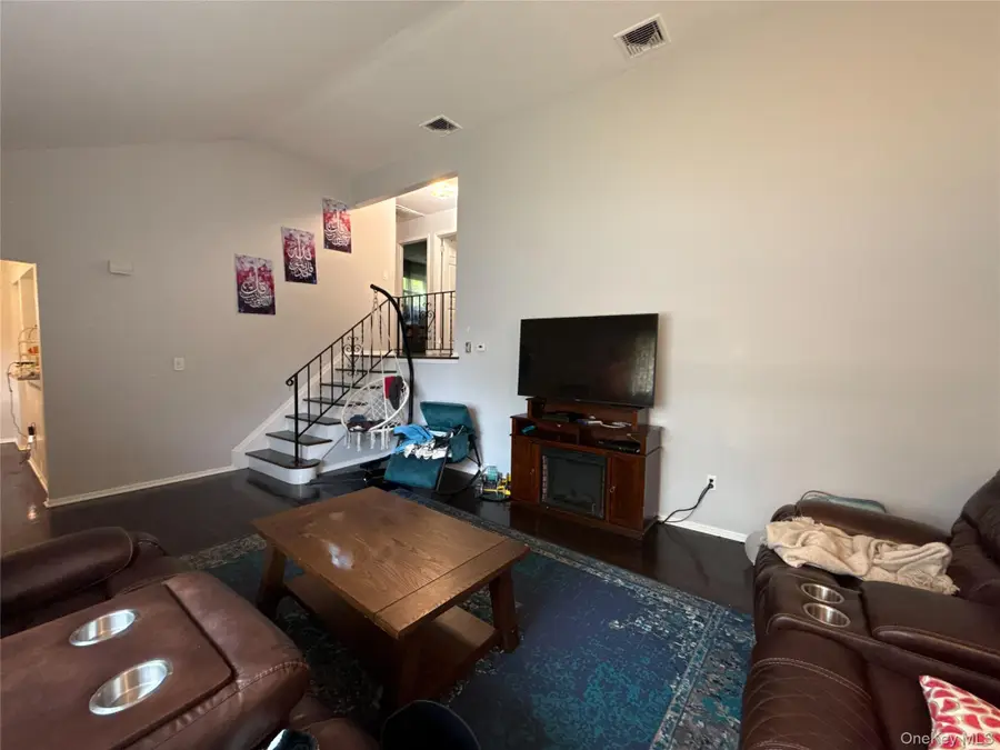 63 Waterbury Parkway, Cortlandt Manor, NY 10567 - Image #3