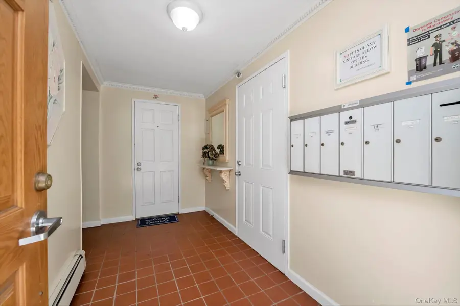 6126 164th Street, Fresh Meadows, NY 11365 - Image #3