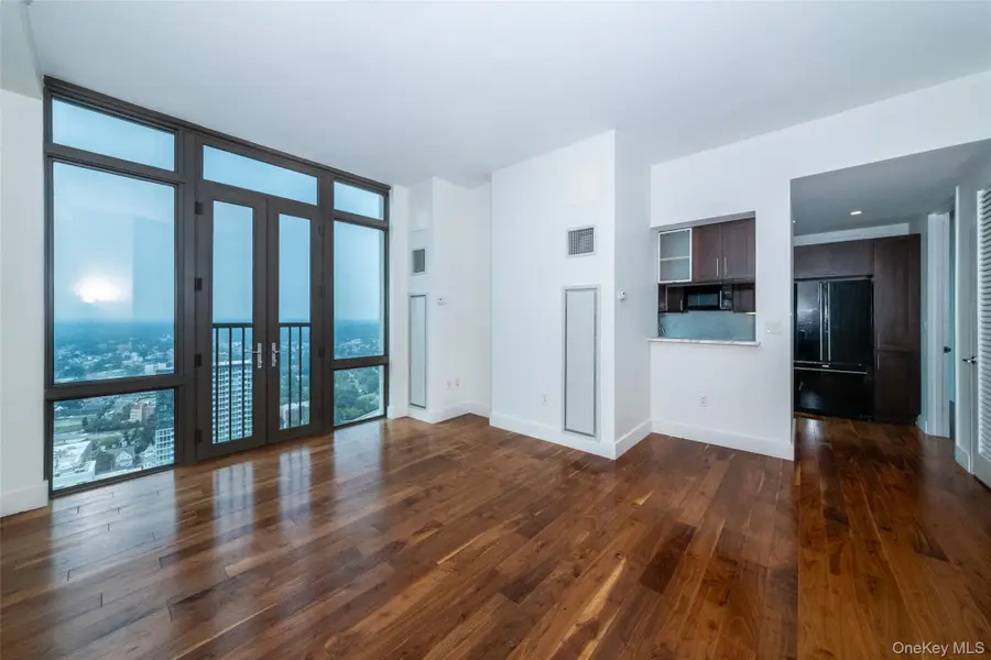 175 Huguenot Street #PH204, New Rochelle, NY 10801 - Image #2