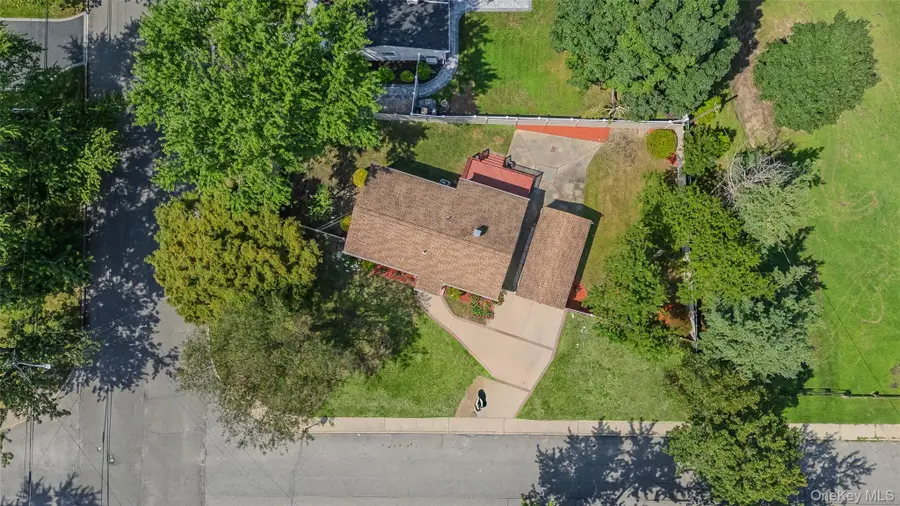 2401 Race Avenue, Medford, NY 11763 - Image #3