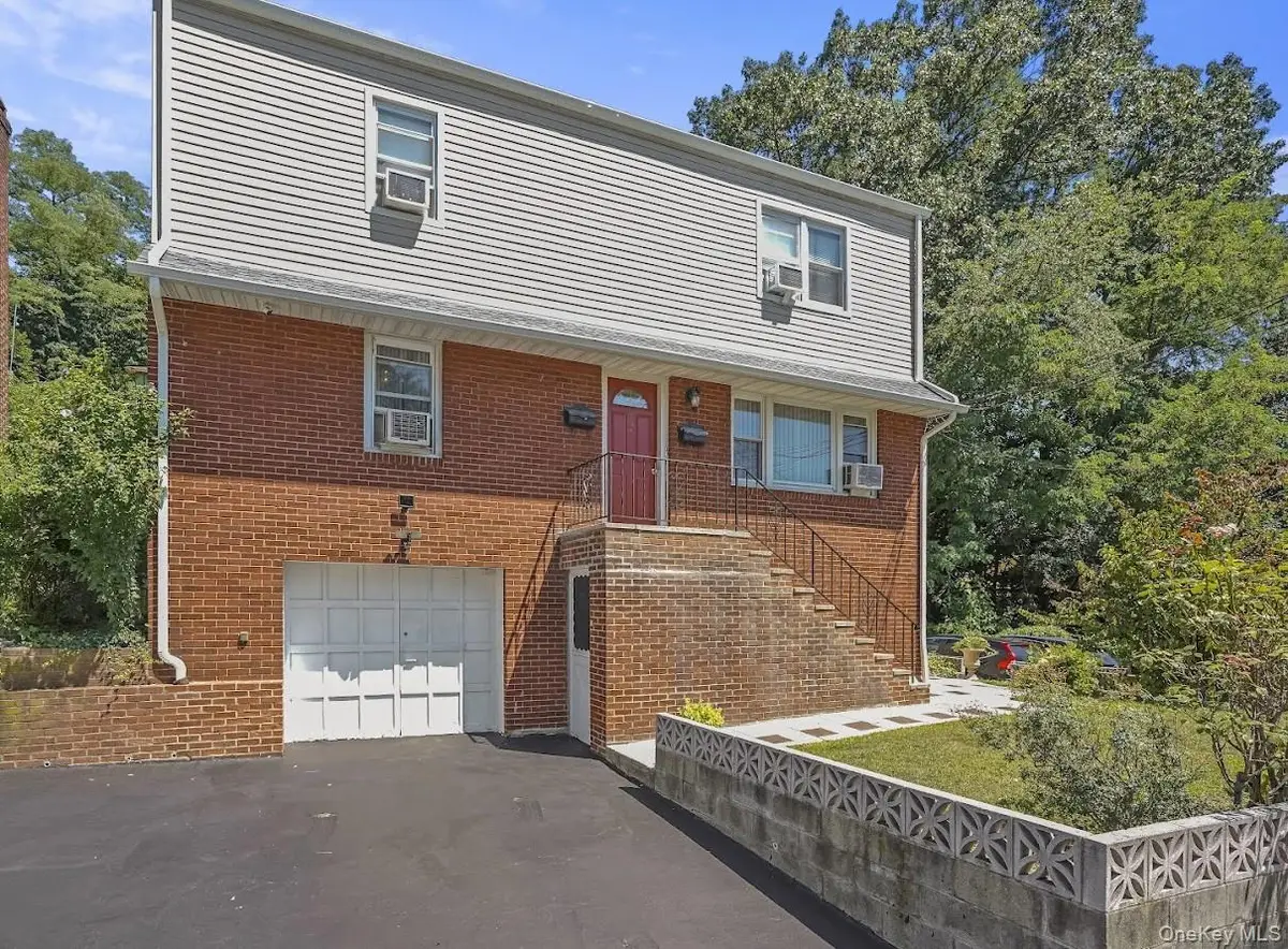 25 Montague Street, Yonkers, NY 10703 - Image #1