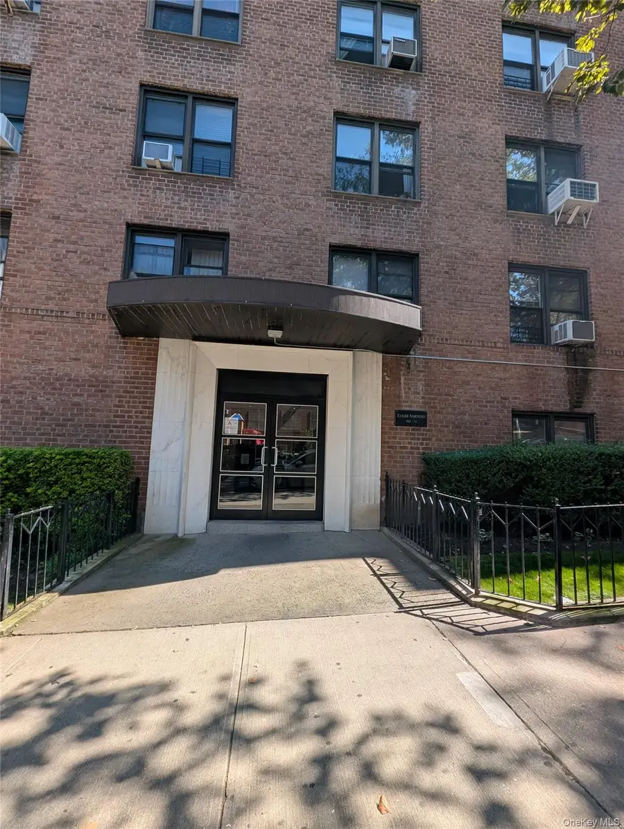10212 65th Avenue #D17, Forest Hills, NY 11375 - Image #2