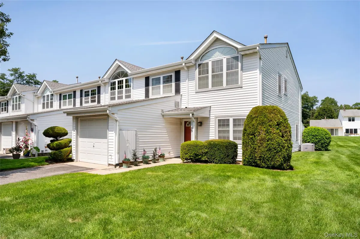 45 Indian Trace, Kings Park, NY 11754 - Image #1