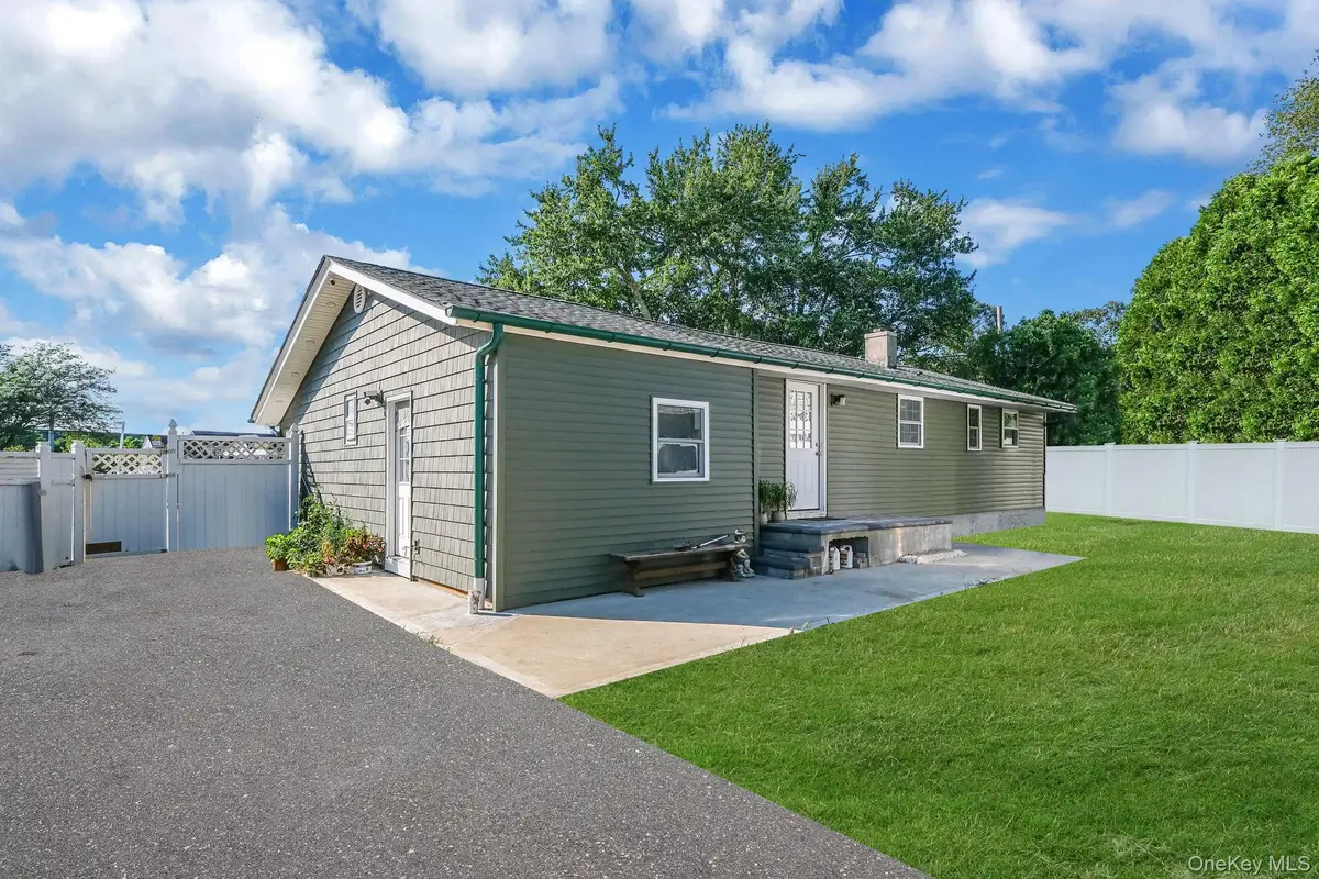 1010 Motor Parkway, Central Islip, NY 11722 - Image #1