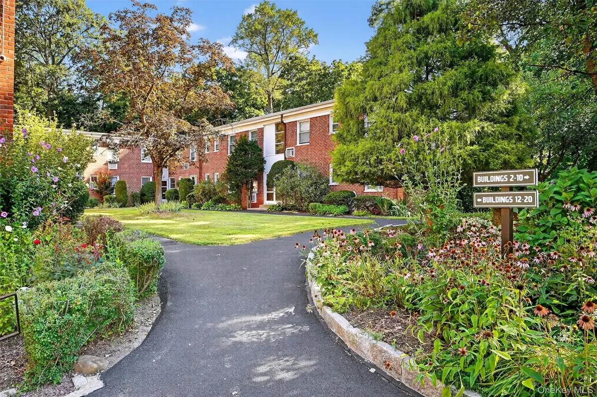 12 Wildwood Road #B20, Hartsdale, NY 10530 - Image #1