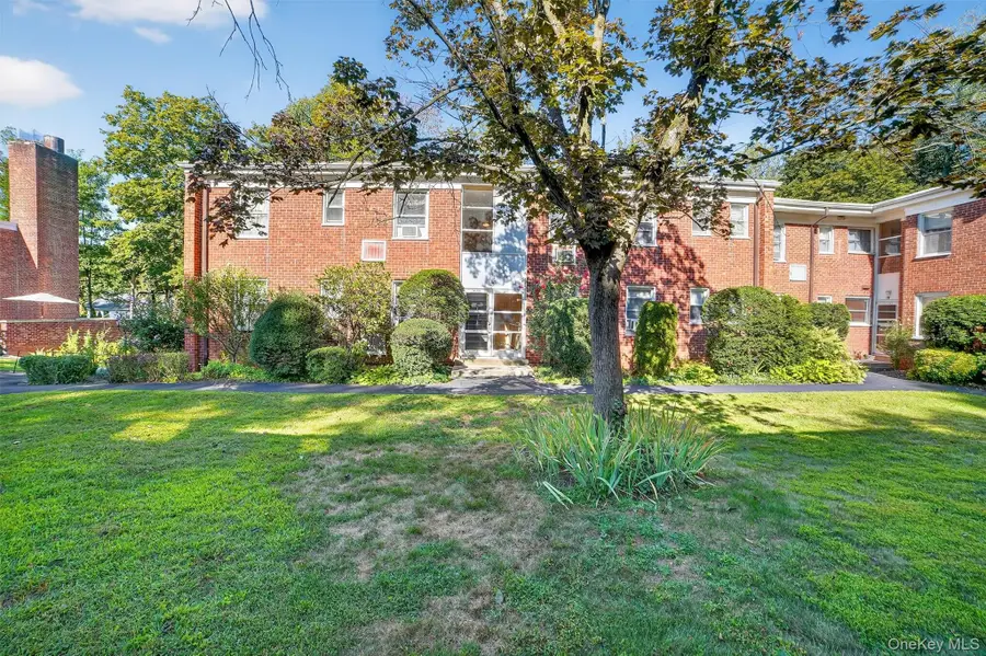 12 Wildwood Road #B20, Hartsdale, NY 10530 - Image #2