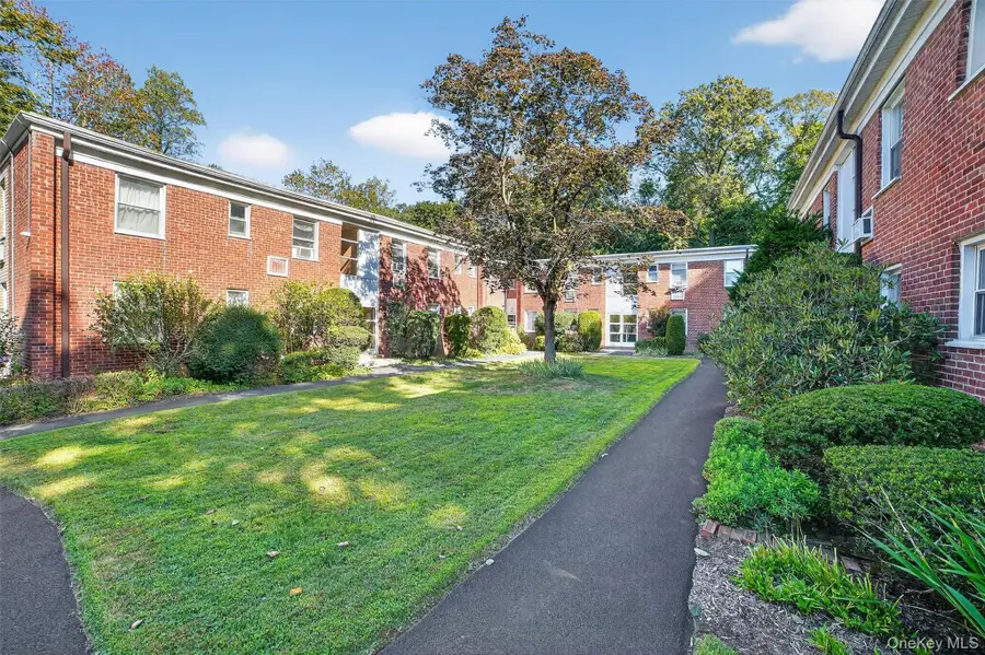 12 Wildwood Road #B20, Hartsdale, NY 10530 - Image #3