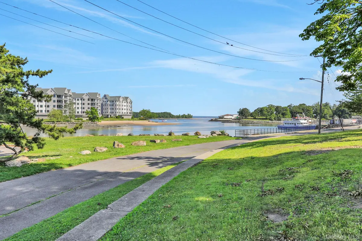 2 Harbor Lane #301, New Rochelle, NY 10805 - Image #1