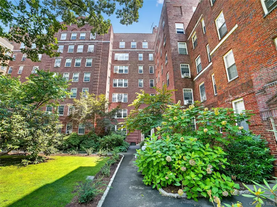 1348 Midland Avenue #5M, Bronxville, NY 10708 - Image #3