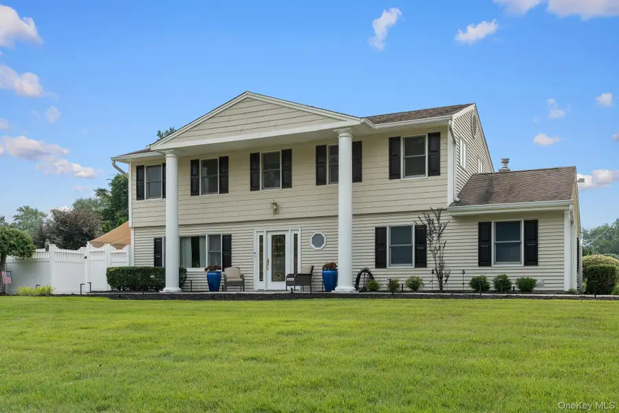 49 Dorchester Road, Smithtown, NY 11787 - Image #2