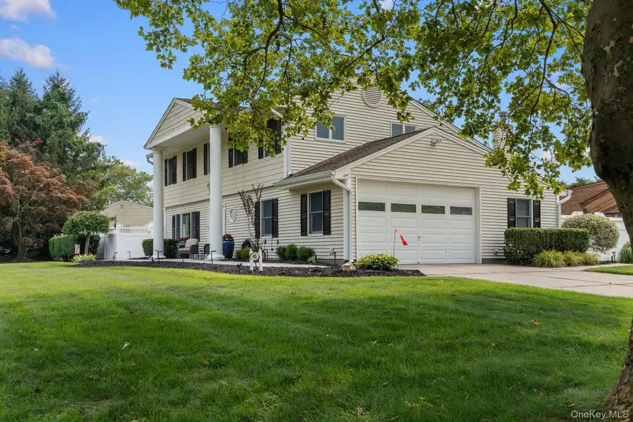 49 Dorchester Road, Smithtown, NY 11787 - Image #3