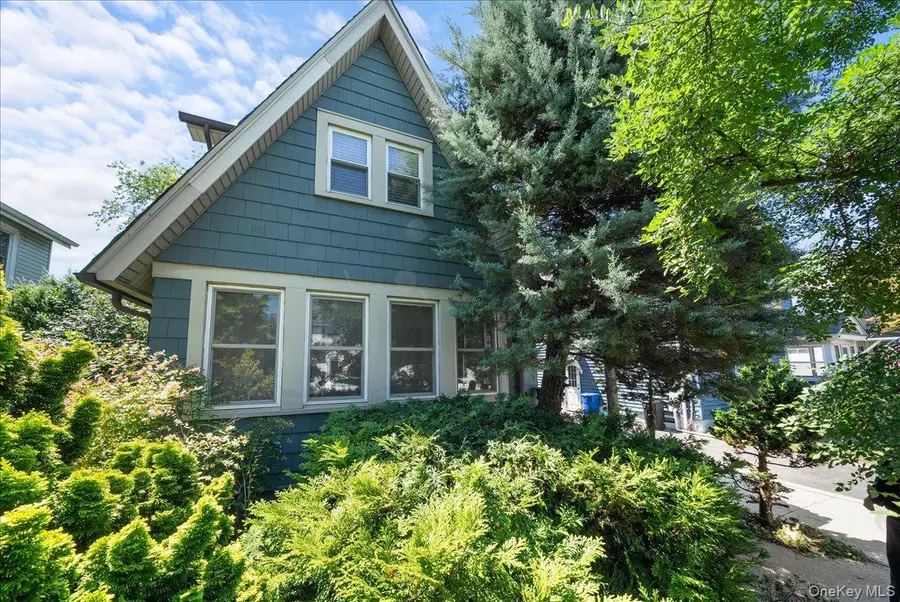 44 Madison Street, Lynbrook, NY 11563 - Image #3