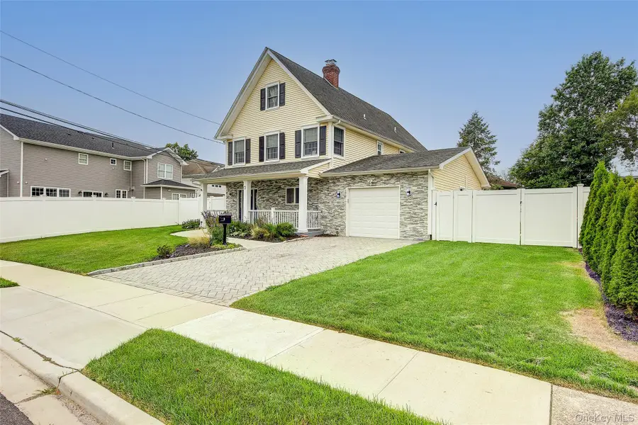 5 Candy Lane, Syosset, NY 11791 - Image #3