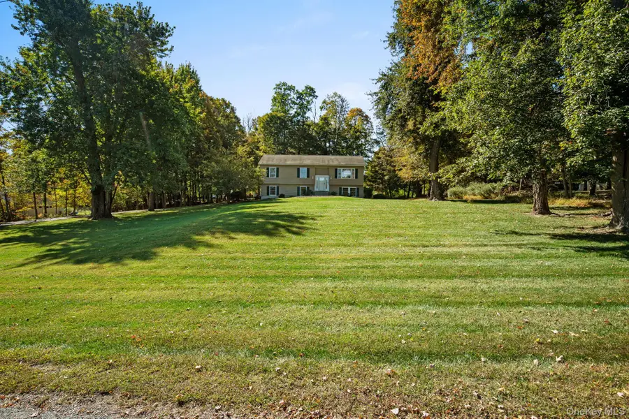 11 Old Martin Road, Hopewell Junction, NY 12533 - Image #2