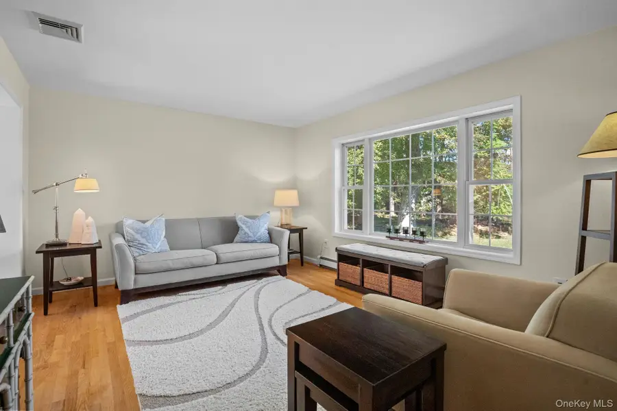 11 Old Martin Road, Hopewell Junction, NY 12533 - Image #3