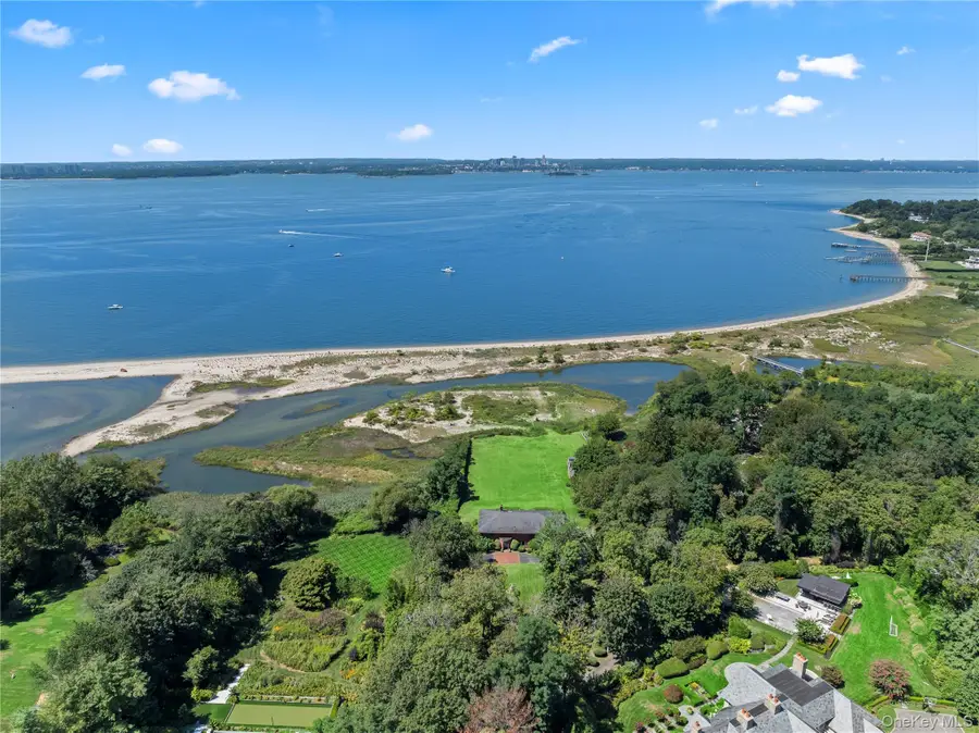 22 Messenger Lane, Sands Point, NY 11050 - Image #3