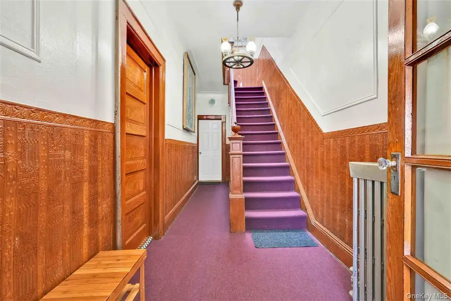 104-21 92nd Avenue, Richmond Hill, NY 11418 - Image #3