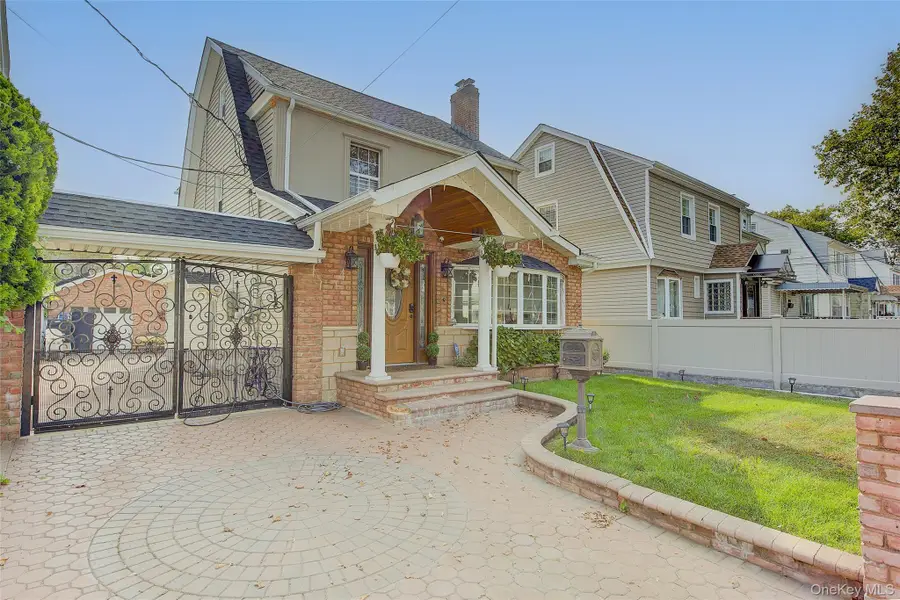 92-24 218 Street, Queens Village, NY 11428 - Image #2