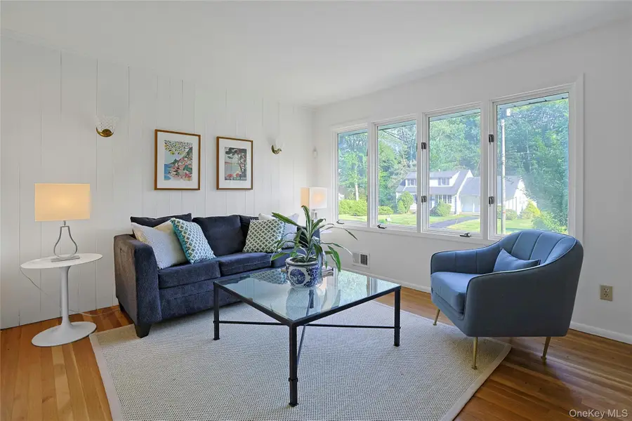 60 Van Buren Street, Pearl River, NY 10965 - Image #2