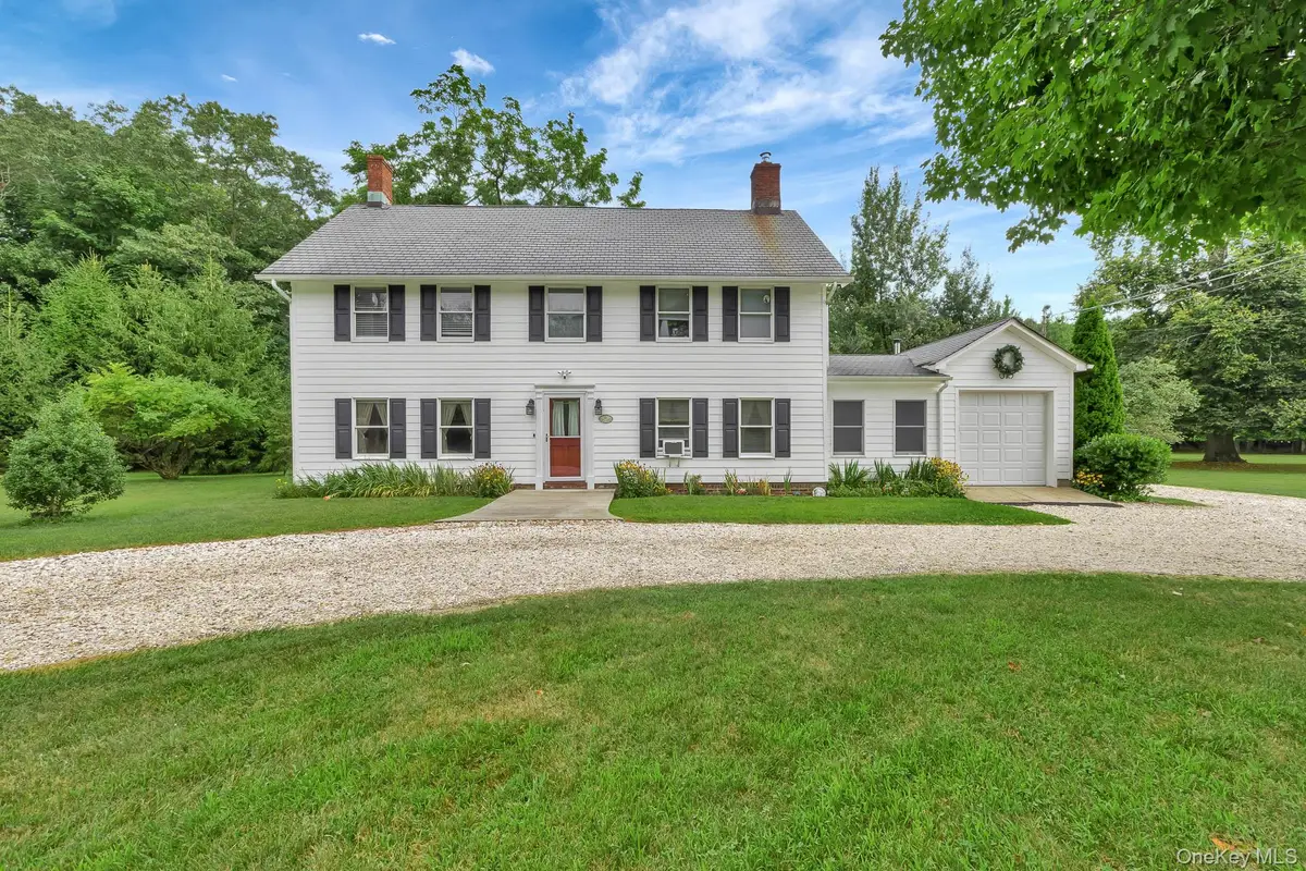 127 North Street, Manorville, NY 11949 - Image #1