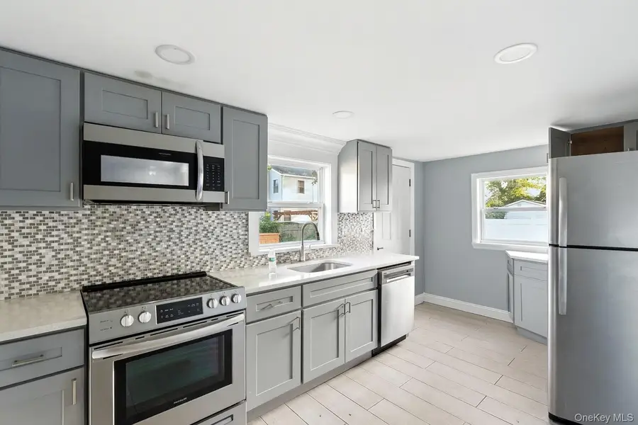 40 White Street, Brentwood, NY 11717 - Image #2