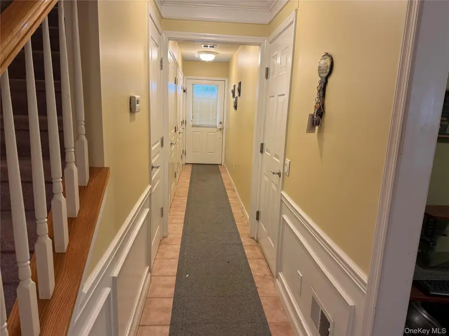 31 Stahlman Lane, Patchogue, NY 11772 - Image #3