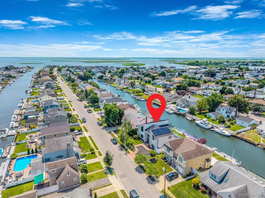 94 Forest Avenue, Massapequa, NY 11758 - Image #3