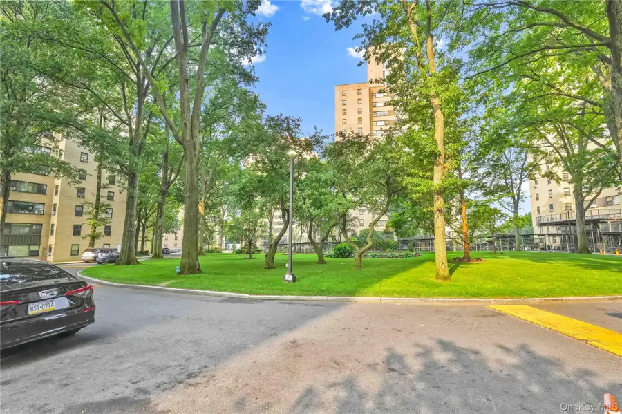 6 Fordham Hill Oval #11G, Bronx, NY 10468 - Image #2