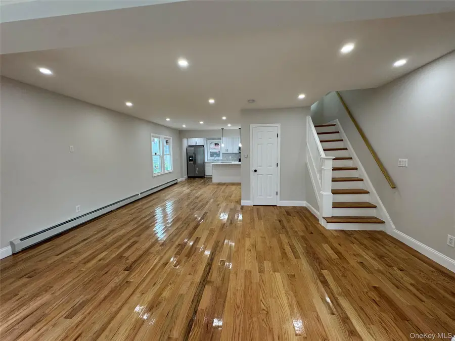 19445 Murdock Avenue, Saint Albans, NY 11412 - Image #2