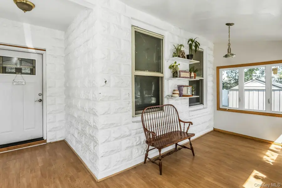 28 Lexington Avenue, Freeport, NY 11520 - Image #2