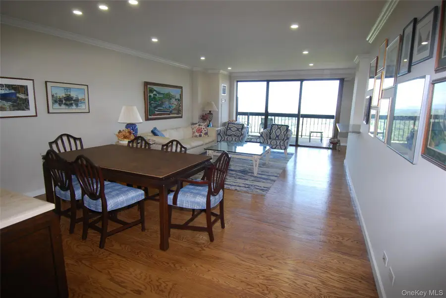 27010 Grand Central Parkway #33G, Queens, NY 11005 - Image #3