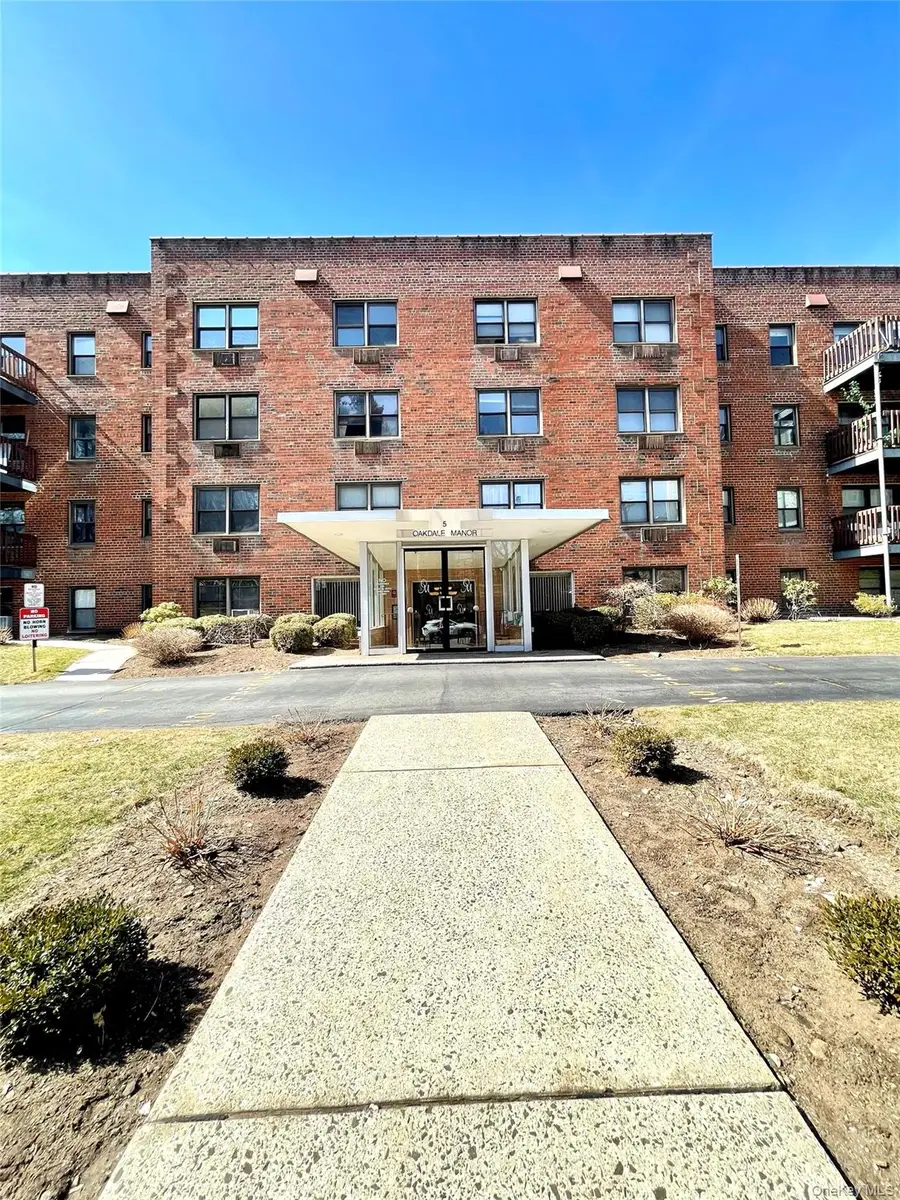 5 Oakdale Manor #B18, Suffern, NY 10901 - Image #2