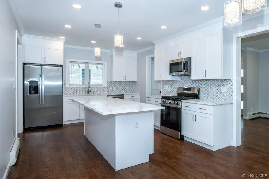 17 Field Avenue, New Rochelle, NY 10805 - Image #2