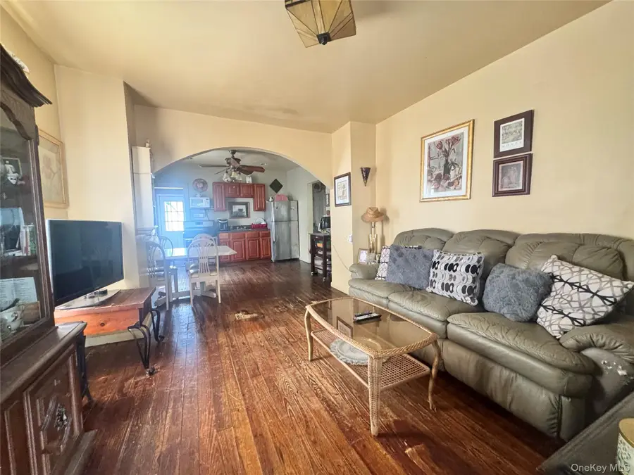 33 Colin Street, Yonkers, NY 10701 - Image #3