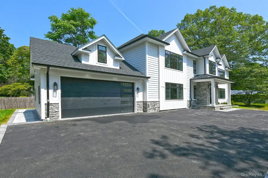11 Edcris Lane, Huntington, NY 11743 - Image #2