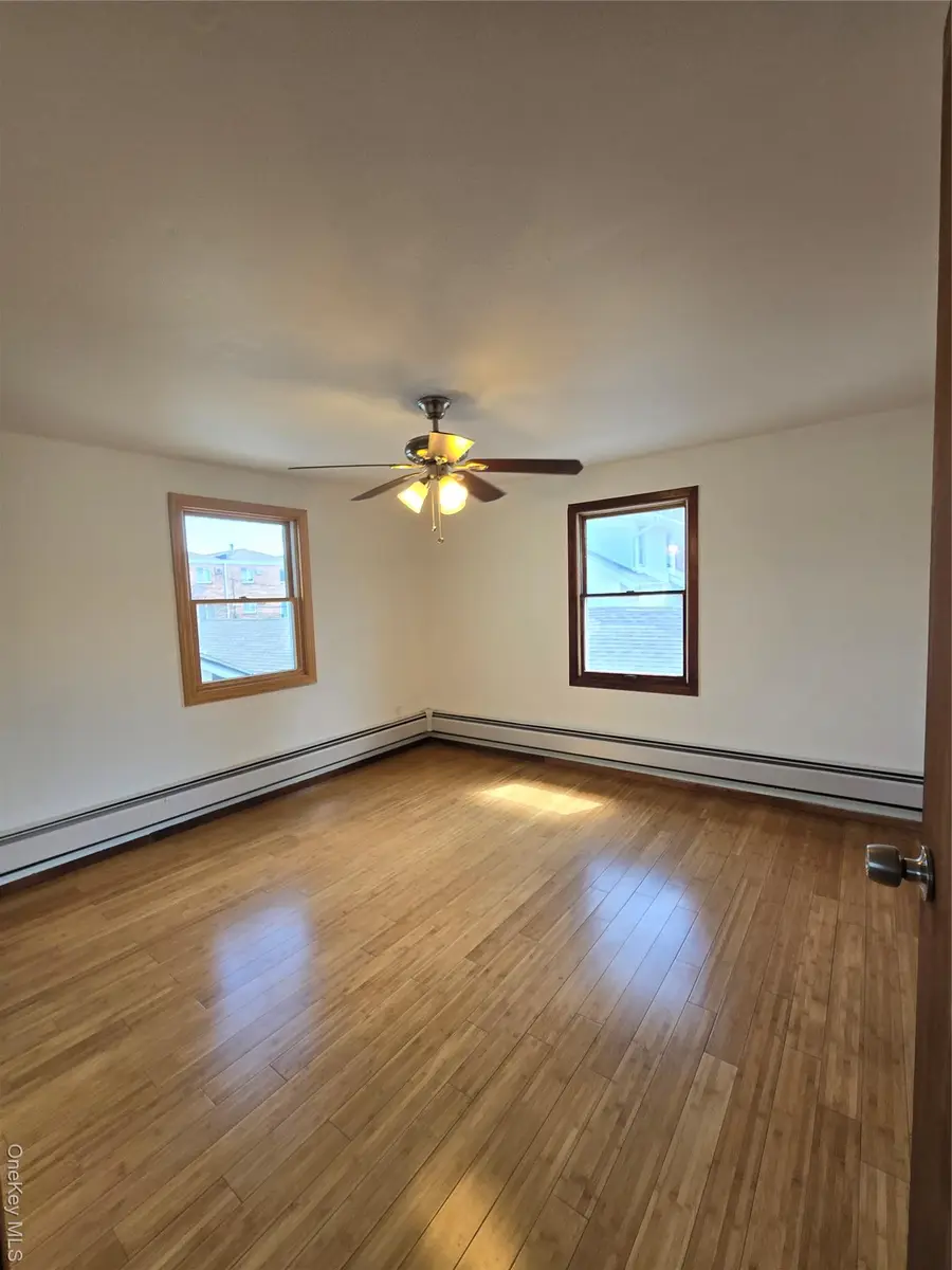 551B Vincent Avenue, Bronx, NY 10465 - Image #2