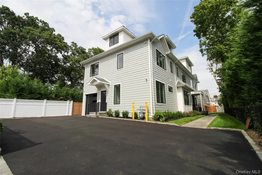 8 Sealy Drive, Lawrence, NY 11559 - Image #3