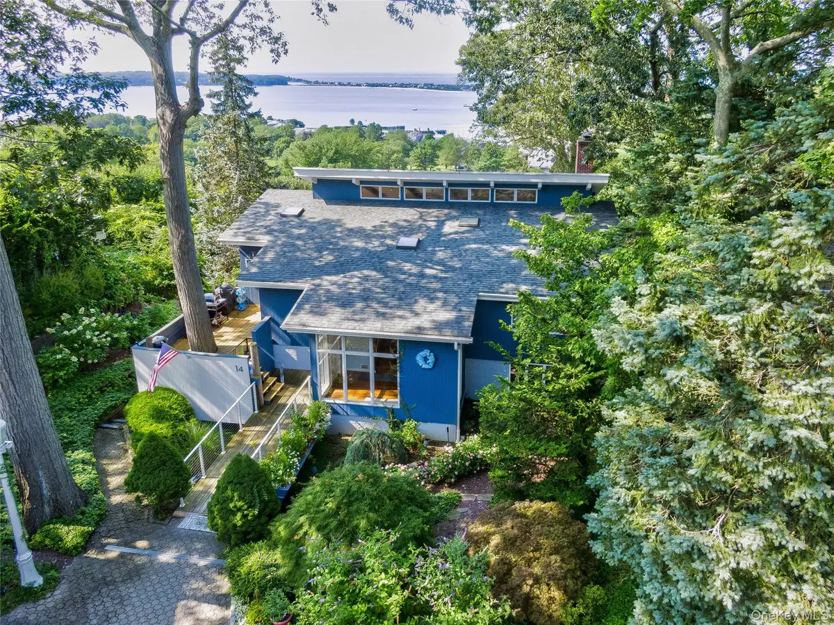 14 Mariners Lane, Northport, NY 11768 - Image #1