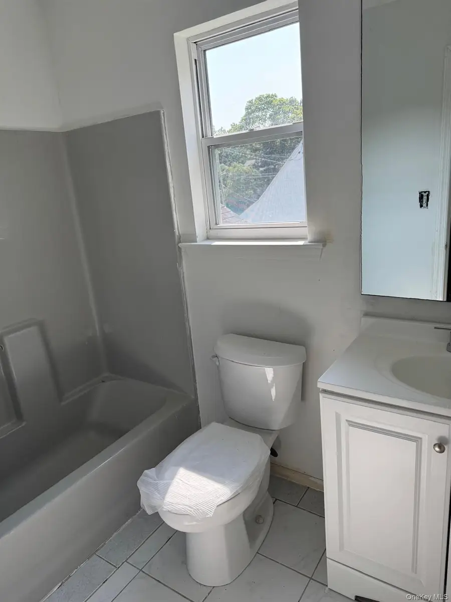 11 Sagewood Drive, Shirley, NY 11967 - Image #2