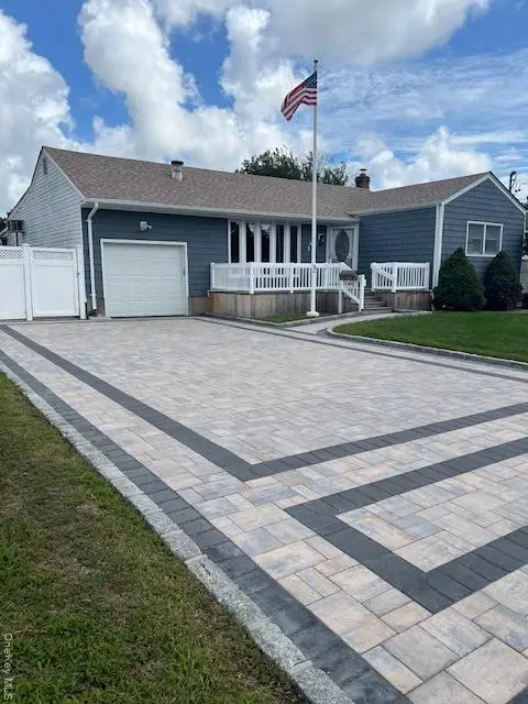 147 W 11th Street, Deer Park, NY 11729 - Image #2