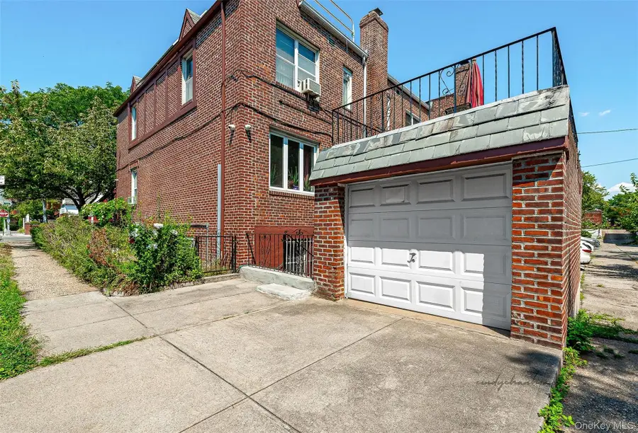 72-89 Yellowstone Boulevard, Forest Hills, NY 11375 - Image #3