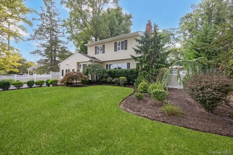 1 Earl Road, Melville, NY 11747 - Image #3